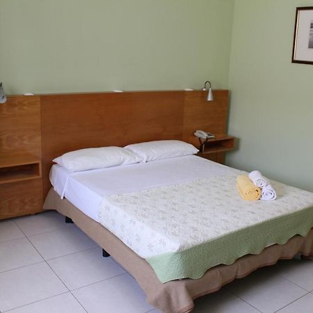 Hotel Roterdao "Under New Management" Praia Exterior photo