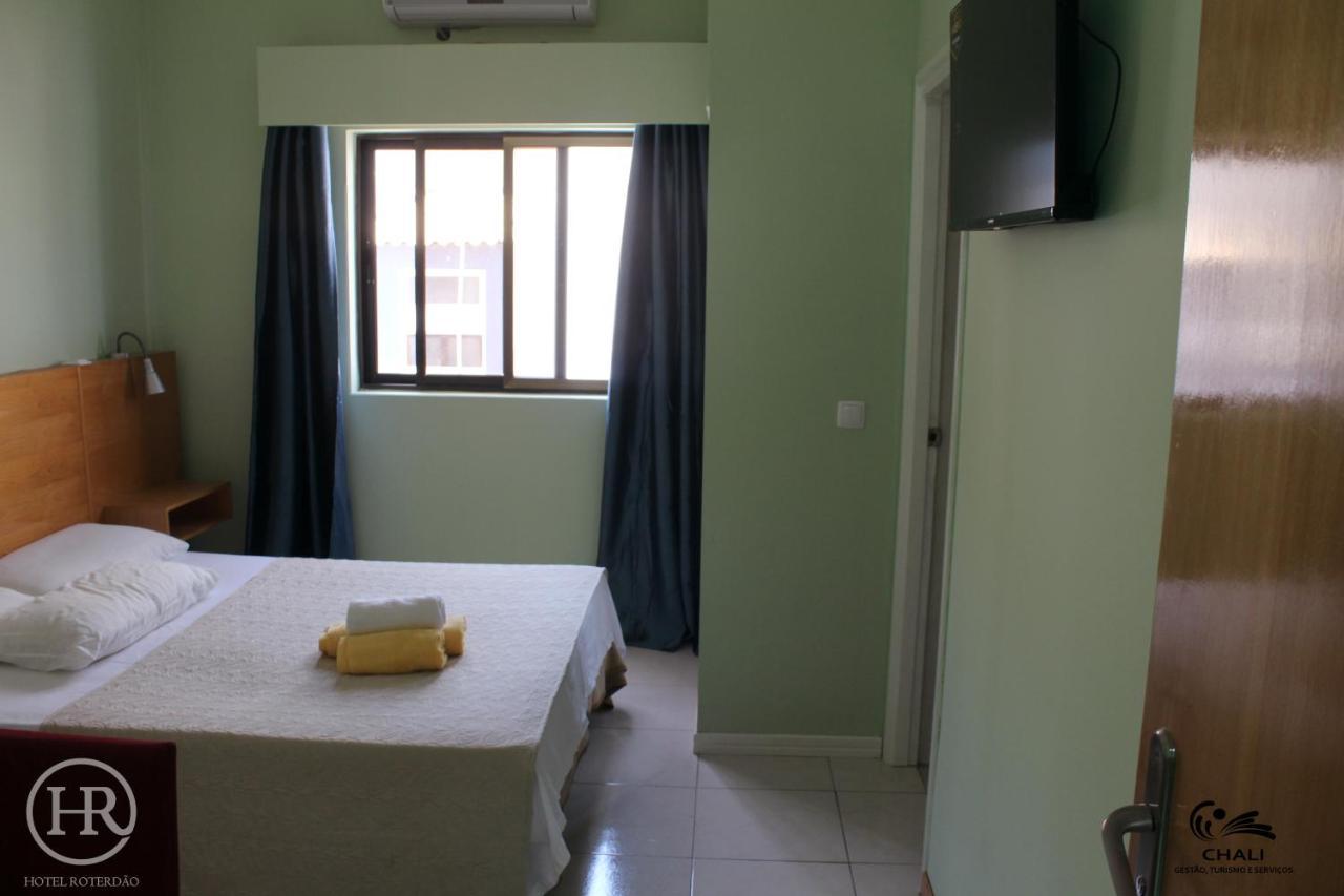 Hotel Roterdao "Under New Management" Praia Exterior photo